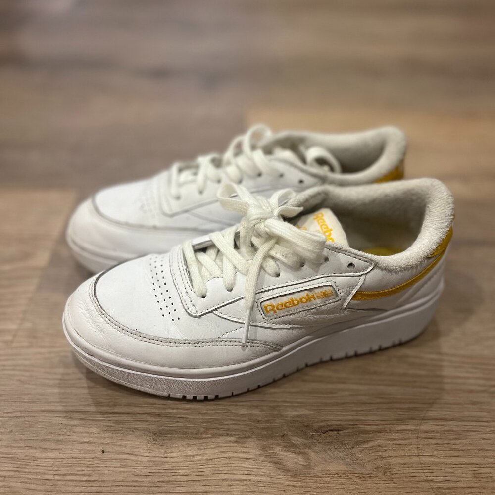 Reebok Double Club C White Sneakers W6.5